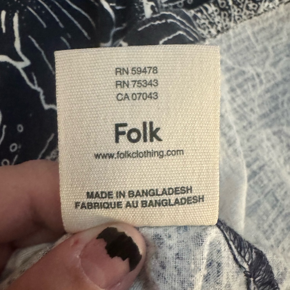 Folk Monochrome Patterned Garment - image 4